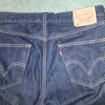 Levi 501 Jeans